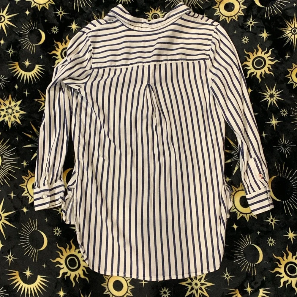 Liz Claiborne Striped High Low Tunic Long Sleeve - Picture 2 of 9